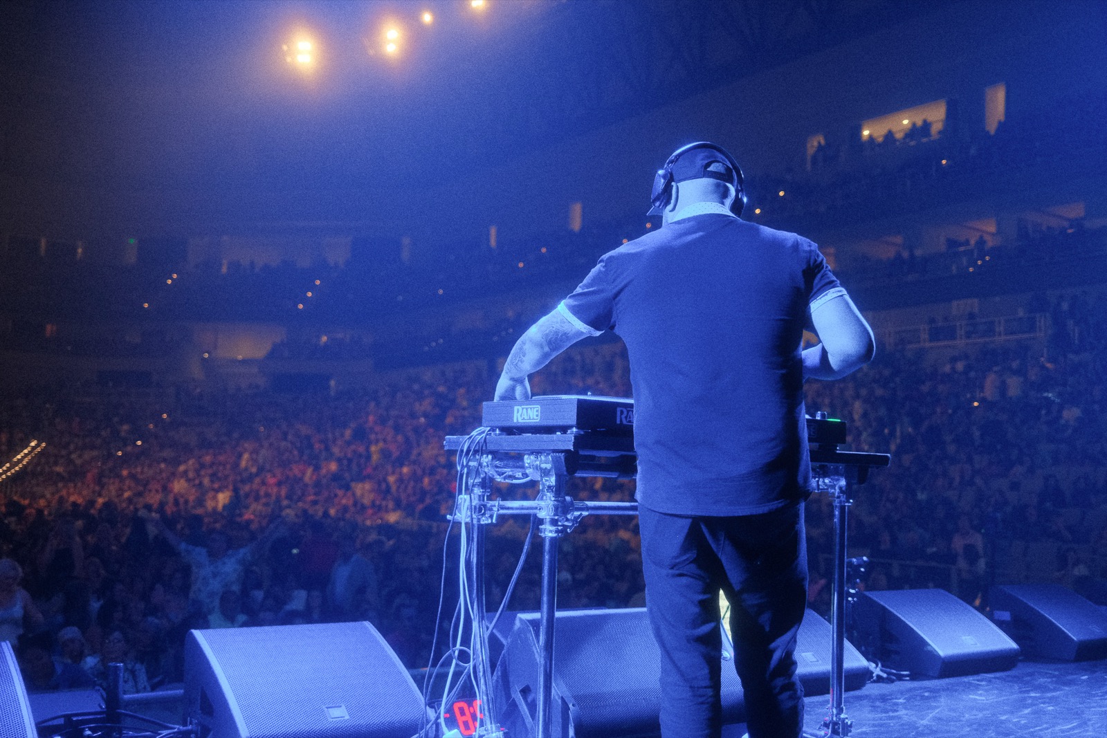 DJ Danny West on tour with Pitbull, Can't Stop Us Now Tour 2022 — image 2