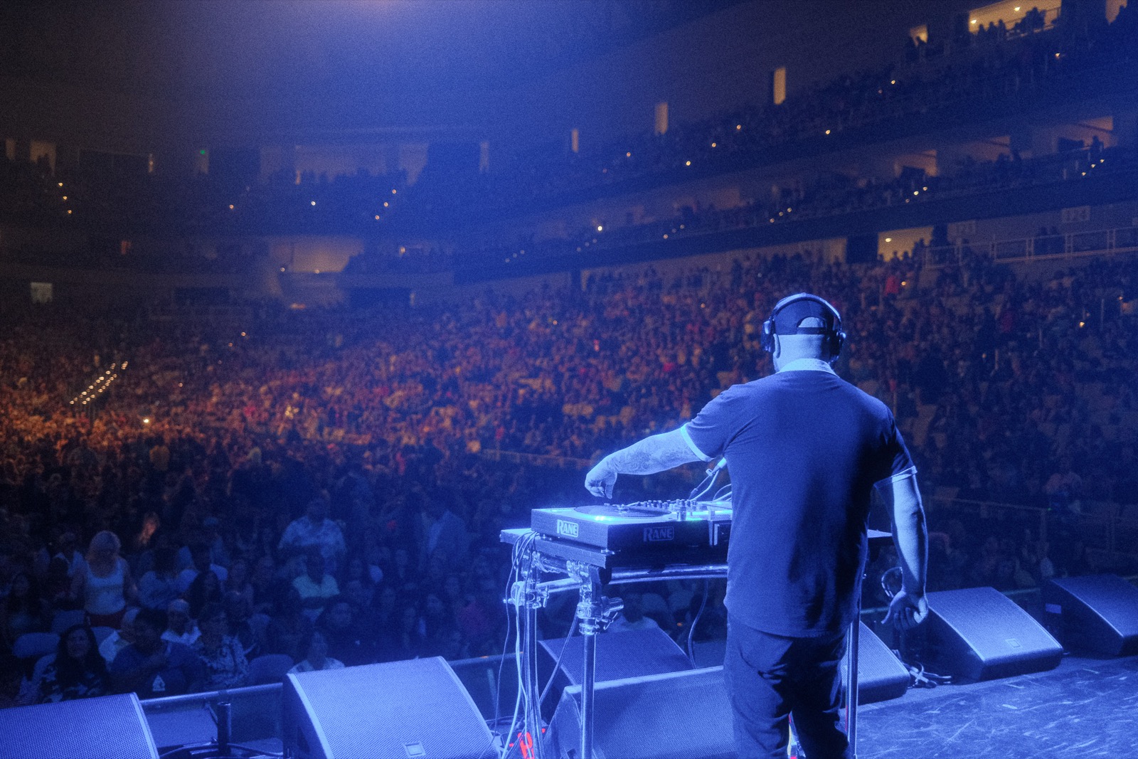 DJ Danny West on tour with Pitbull, Can't Stop Us Now Tour 2022 — image 3